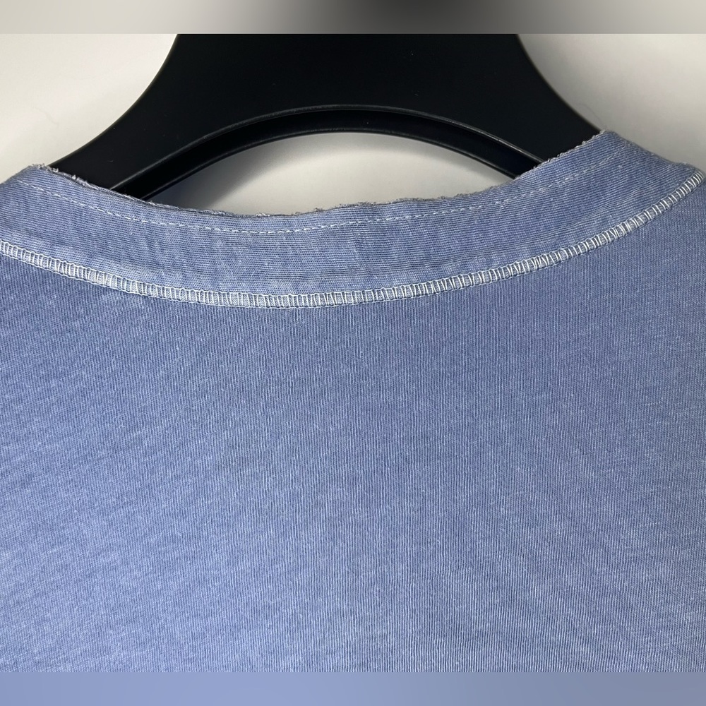 Guess Jeans Long Sleeve Fine Cotton Blend Graphic Top - Picture 6 of 10